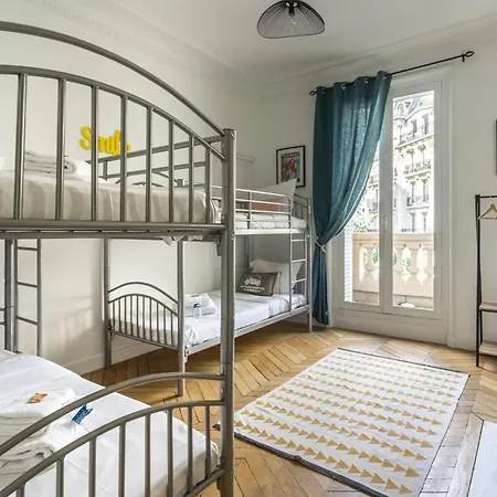 Family - 3br 10p - Trocadero *
