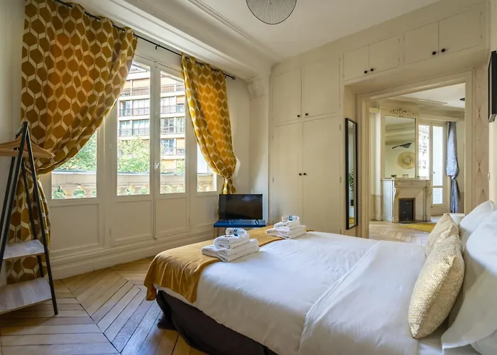 Family - 3br 10p - Trocadero * פריז